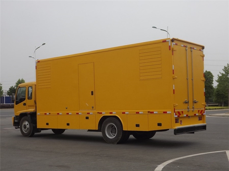 铜山发电车出租- 柴油发电机油箱怎么清洗