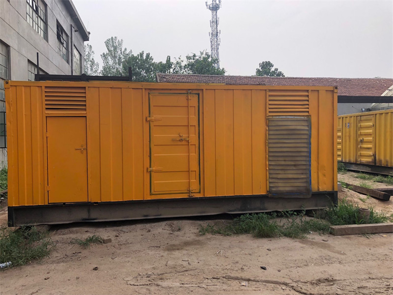 铜山柴油发电机如何判断新机油是否已经完全充满机油滤清器？