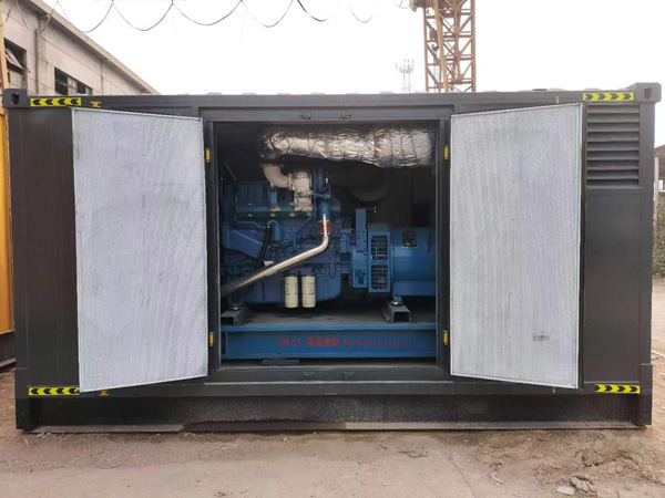 铜山柴油发电机组的电瓶应该如何选择？