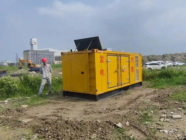 铜山冬季低温环境下，发电机组启动电瓶的容量需求是否会增加？